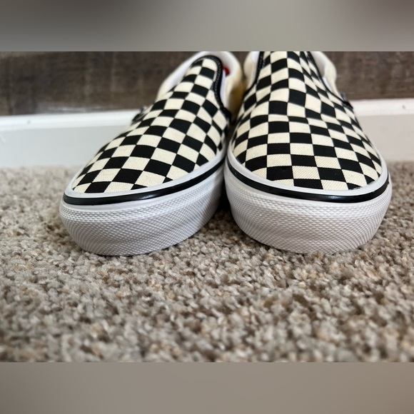 ❗️SOLD❗️Vans men shoes Classic Slip-On Checkerboard Sneakers size 10 like new - Picture 4 of 11